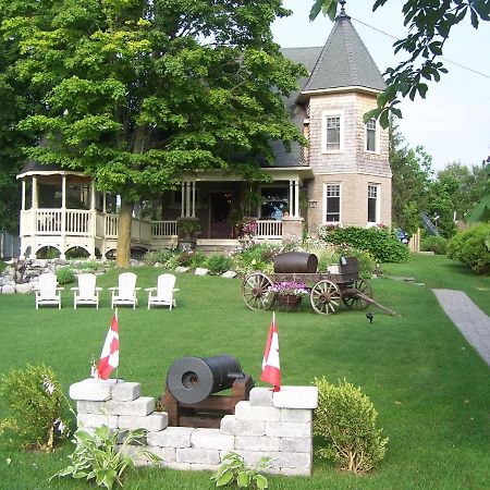 Creighton Manor Inn Bed & Breakfast Orillia Zewnętrze zdjęcie